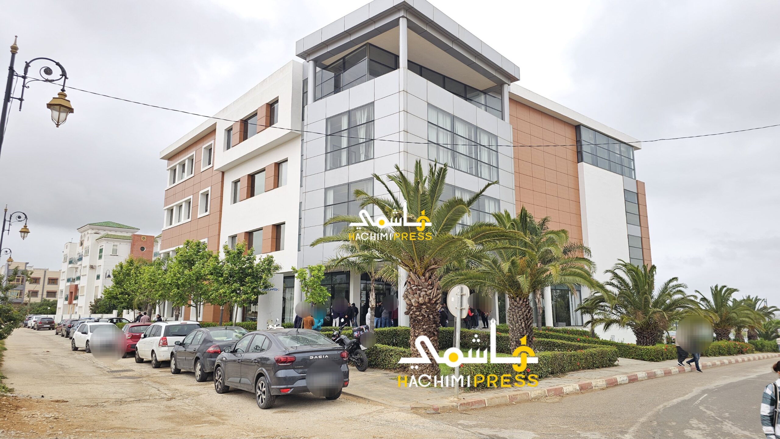 أعرب العمال المفصولون