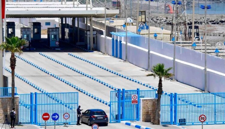 إحباط عمليتي تهريب مخدرات عبر معبر باب سبتة