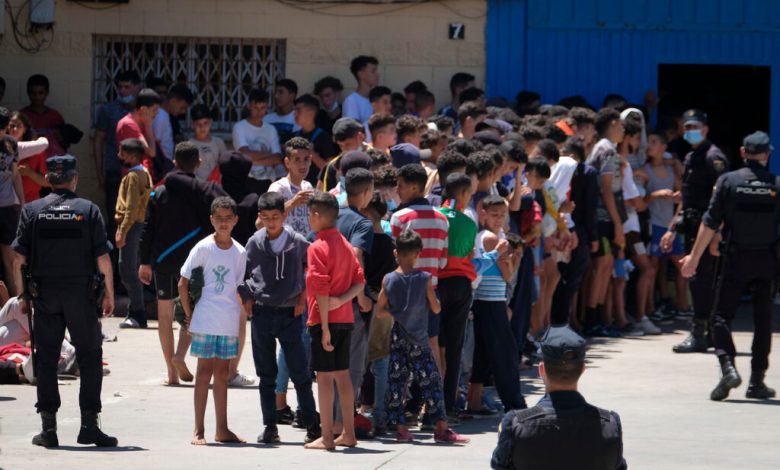 سبتة المحتلة ترحيل لقاصر سبتة المحتلة ترحيل لقاصر