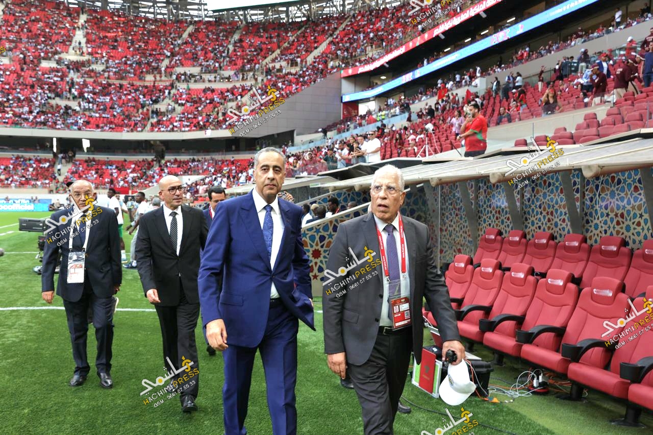 عبد اللطيف حموشي لملعب