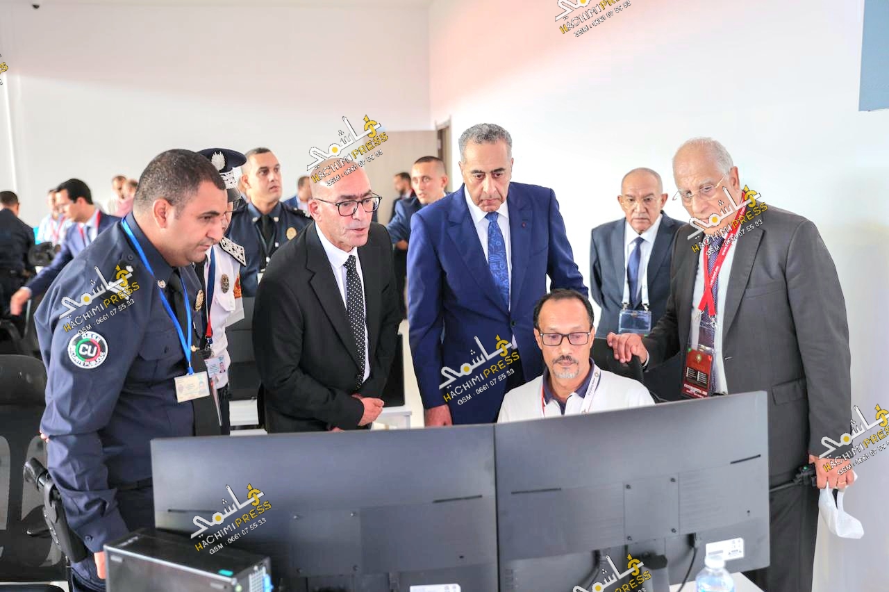 عبد اللطيف حموشي لملعب