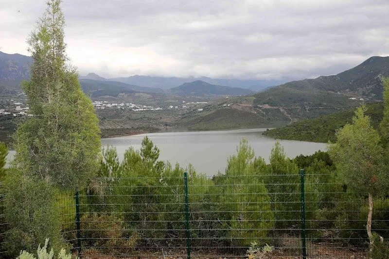 سماء غائمة وأمطار ببعض مناطق المغرب